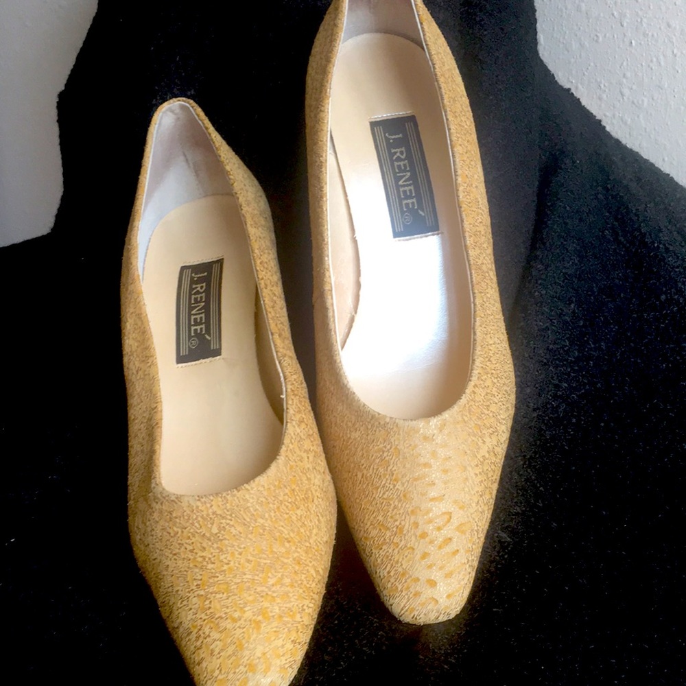 J.Renee Small Low heel dress shoe